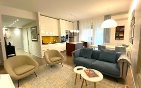 Appartamento Incantevole Con Posto Auto Riservato-Clic House